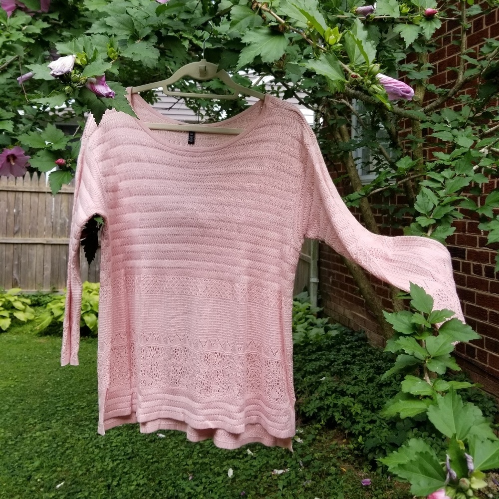White House Black Market pink long-sleeve sweater